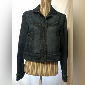 Banana republic women’s cropped Jean jacket M